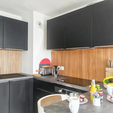 Sun Paradise -stylish Flat-rooftop Pool Access-monaco View 아파트 *