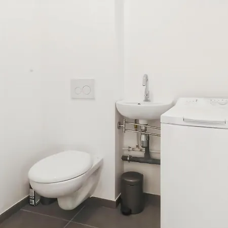 Sun Paradise -stylish Flat-rooftop Pool Access-monaco View * 보솔레이