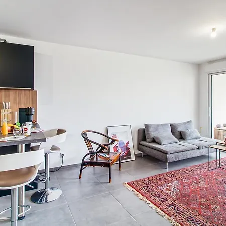 Sun Paradise -stylish Flat-rooftop Pool Access-monaco View ボーソレイユ