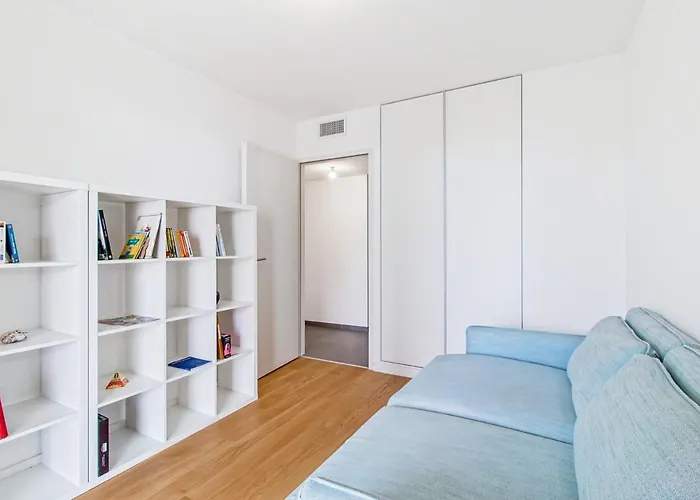 شقة Sun Paradise -stylish Flat-rooftop Pool Access-monaco View بوزولي