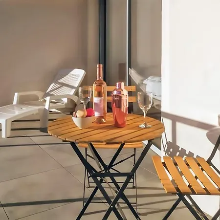Apartment Sun Paradise -stylish Flat-rooftop Pool Access-monaco View