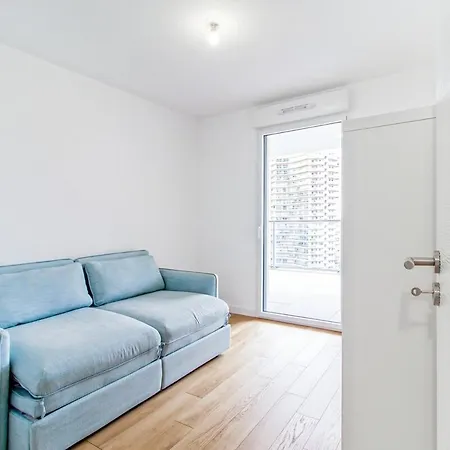 Sun Paradise -stylish Flat-rooftop Pool Access-monaco View Apartment Beausoleil