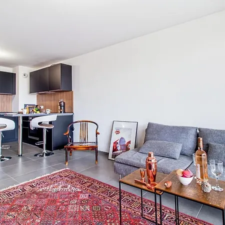 Apartmán Sun Paradise -stylish Flat-rooftop Pool Access-monaco View *