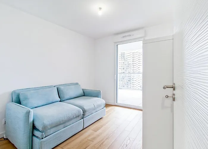 Sun Paradise -stylish Flat-rooftop Pool Access-monaco View Apartament Beausoleil